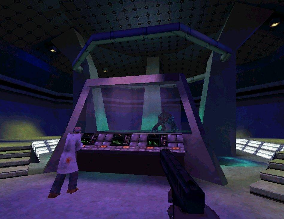 Half-Life gameplay screenshot